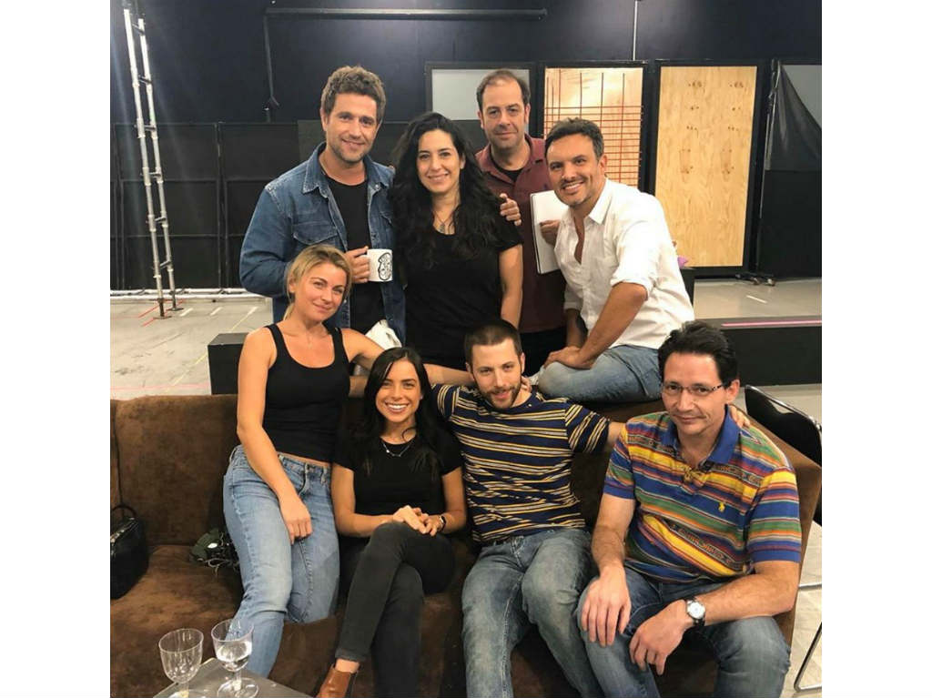 perfectos-desconocidos-elenco