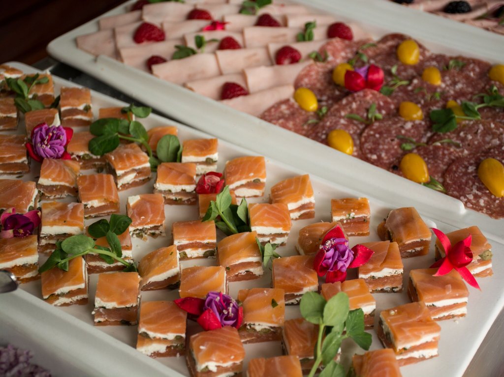 puedes-probar-sushi-en-el-brunch