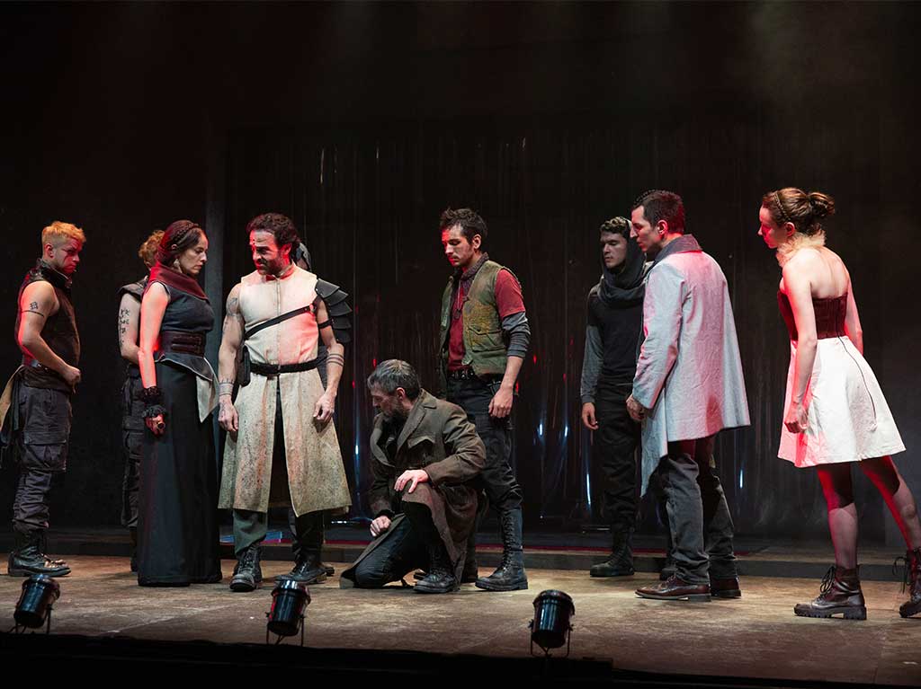 Titus, una obra de venganza suculenta llega al Teatro Helénico 1