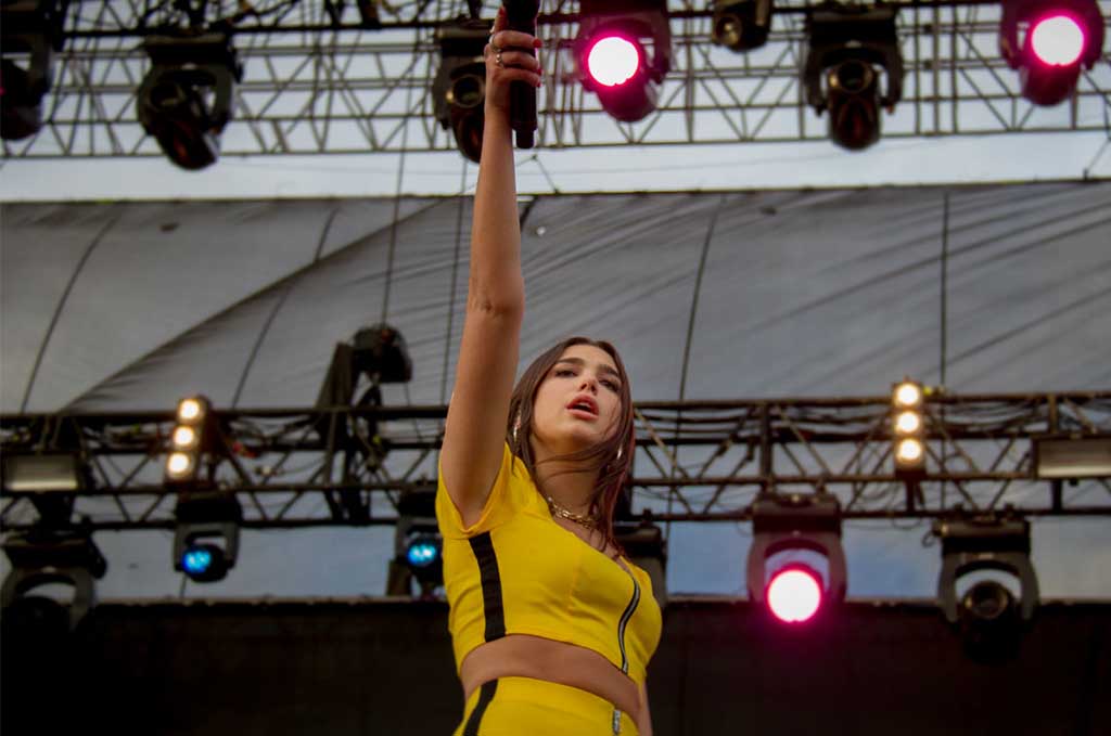 Dua Lipa en el Corona Capital