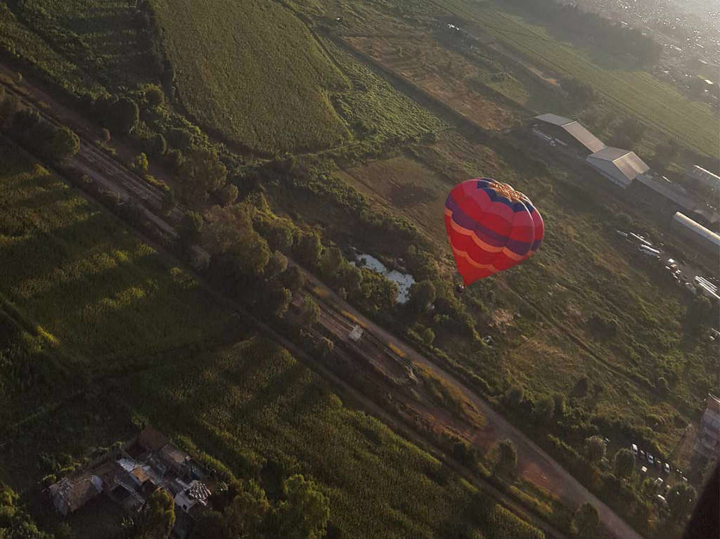 Run Air Fest con globos y fiesta