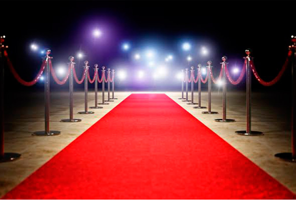 Almara_RedCarpet