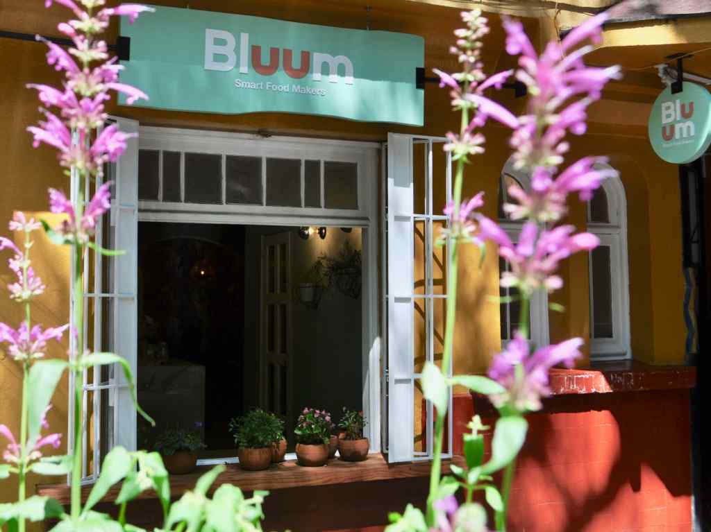 Bluum