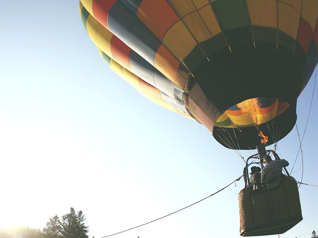 Carrera con exhibición de globos aeroestáticos