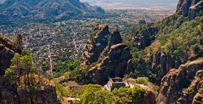 Tour en moto por Tepoztlán: conoce el pueblo místico y vive increíbles experiencias