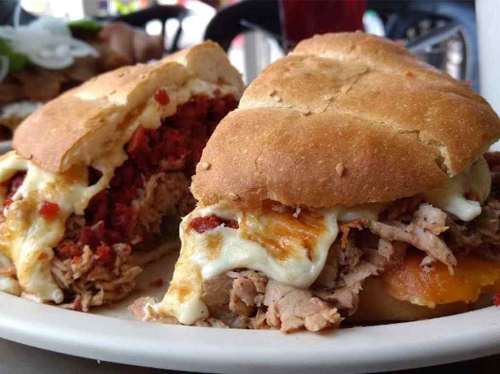 tortas el cuadrilatero torta con queso