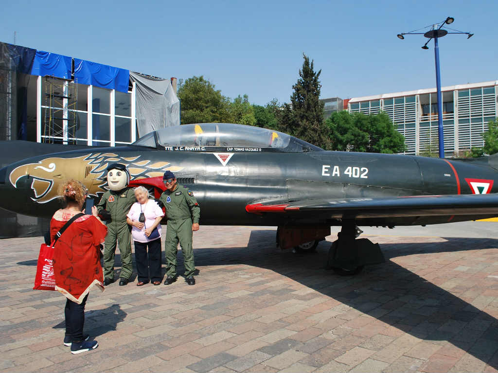 La Gran Fuerza de México avión