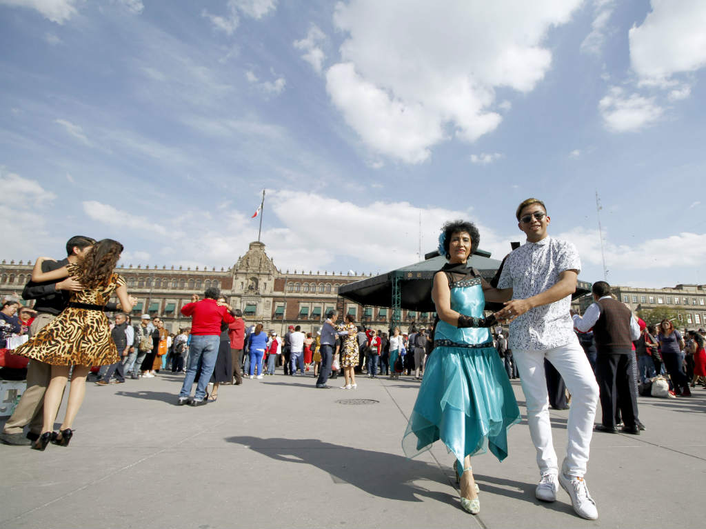 sábados de Danzón en el Zócalo gratis