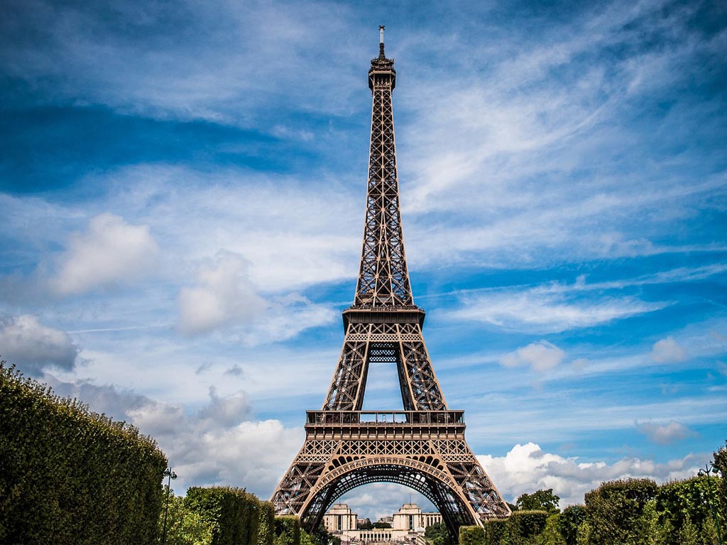 torre-eiffel-en-paris