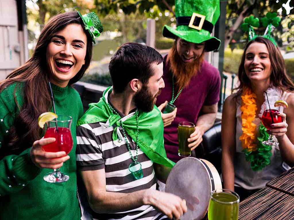 Desfile de San Patricio 2020: ¡baile, gaitas y mucha cerveza verde!