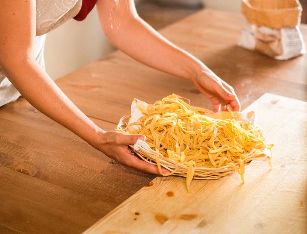 Experiencias AirBnB desde casa: meditación, recetas y tutoriales