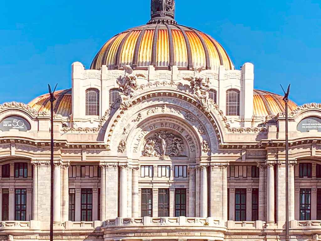 Carmina Burana desde el Palacio de Bellas Artes en CDMX