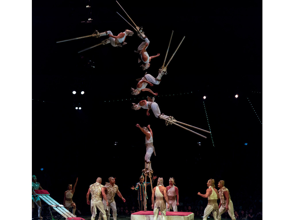 El musical oficial de Juan Gabriel, “Cirque Música Querida” 1