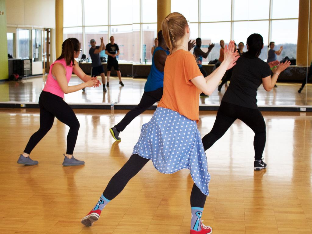 Clases de baile virtuales salón