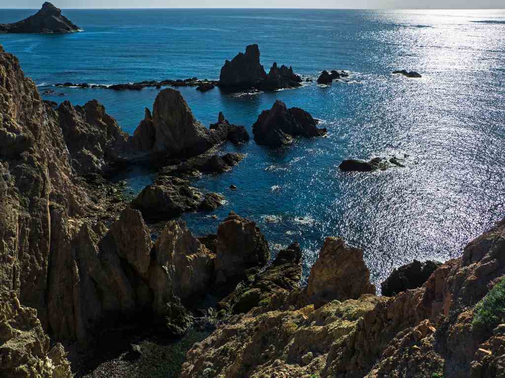 Playas de México cierran piedras
