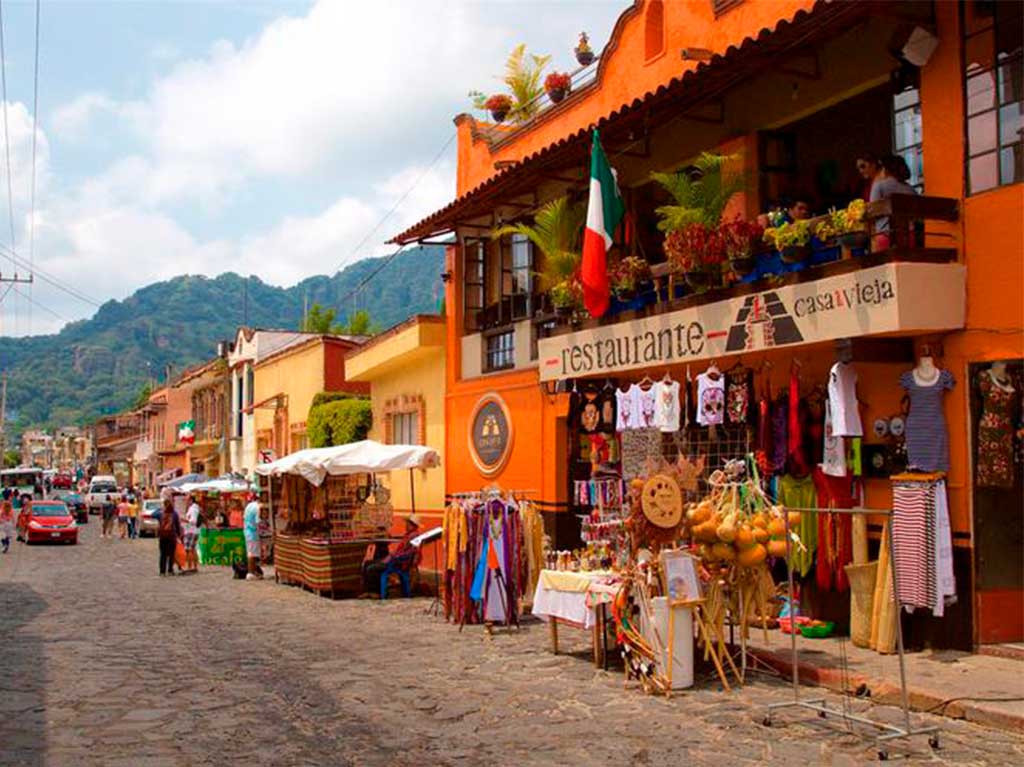 Estos son los imperdibles de Tepoztlán! Dile sí a los viajes con amigos |  Dónde Ir