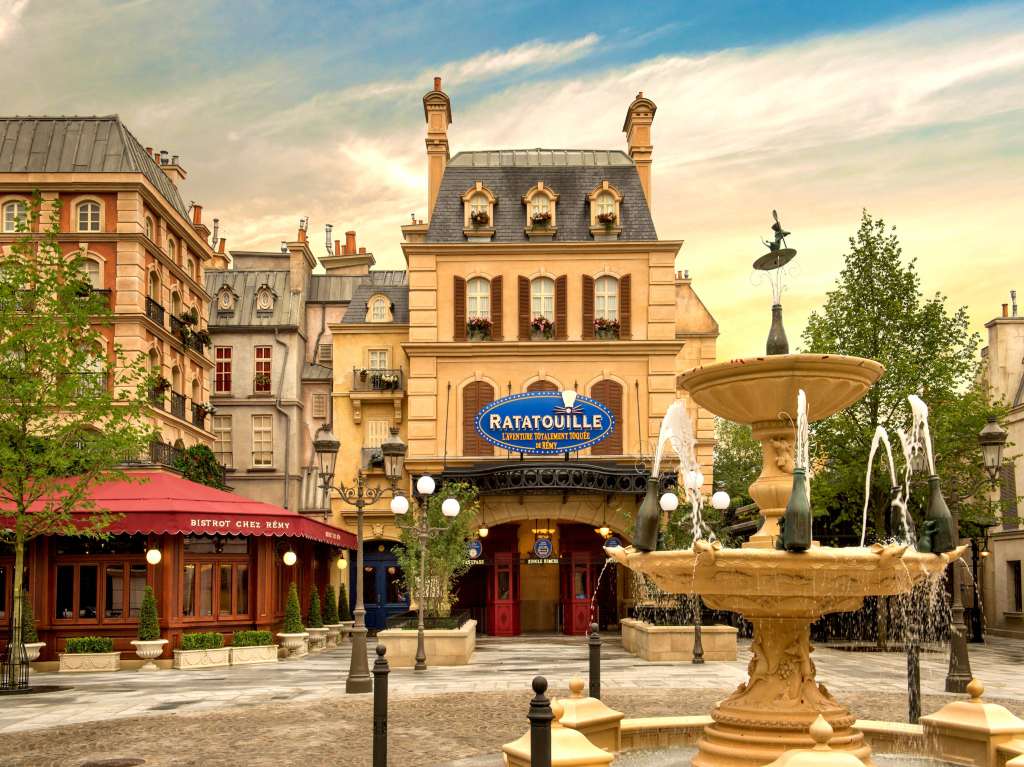 ¡Disneyland París llega directo a tu casa con tours, juegos y más! 3