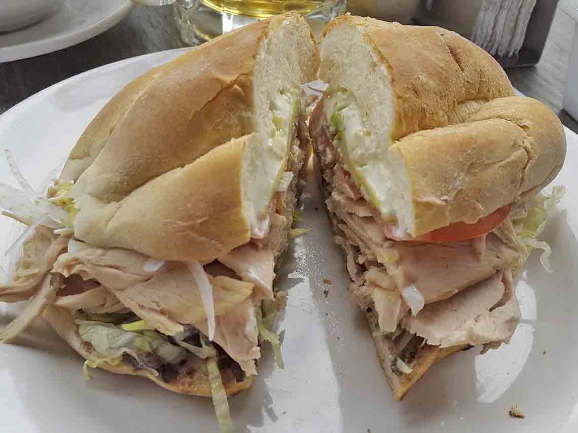 sandwiches para llevar a domicilio en CDMX, los guajolotes