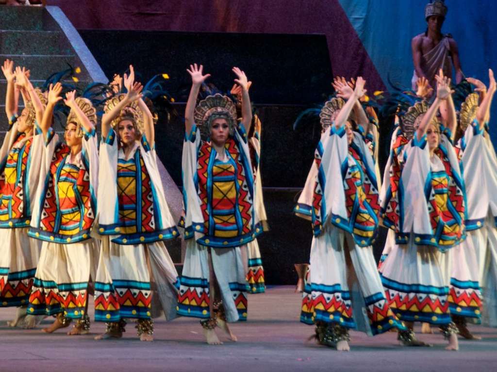 Ballet de Amalia Hernández en línea coreografía