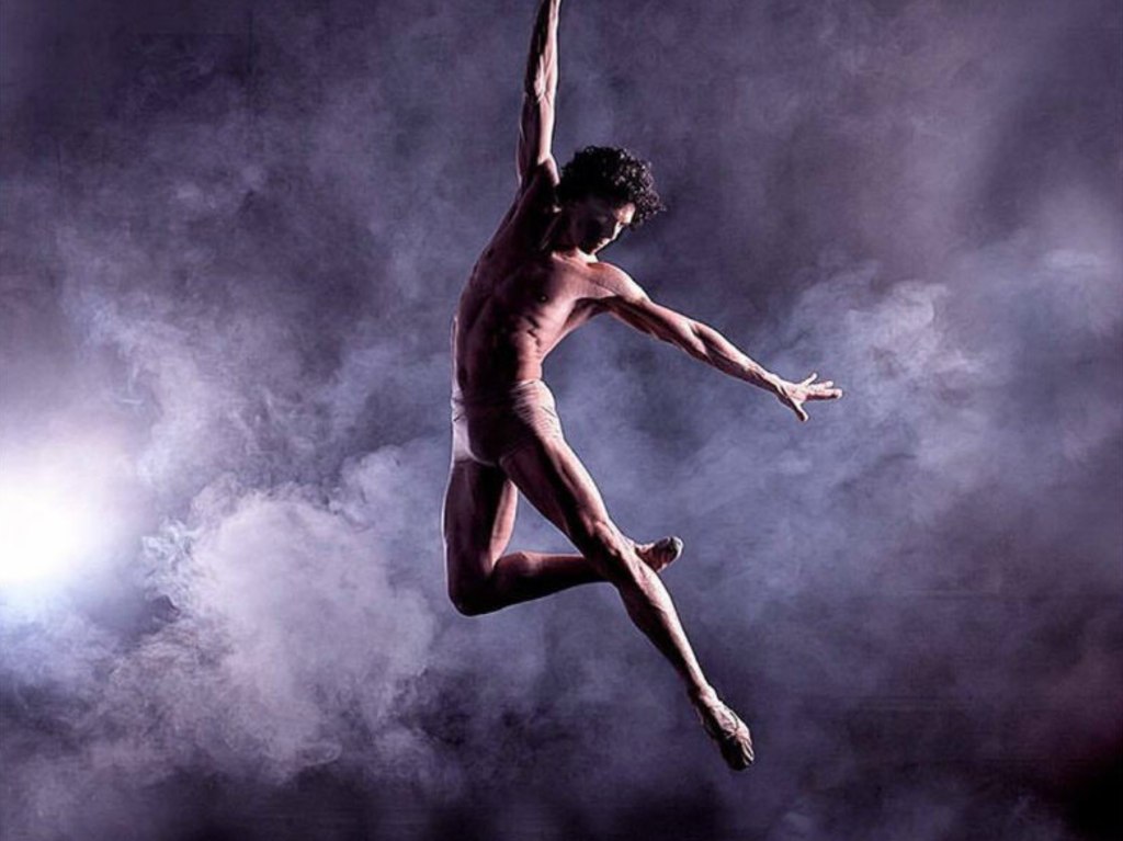 Isaac Hernández dará clase de ballet gratis y en línea