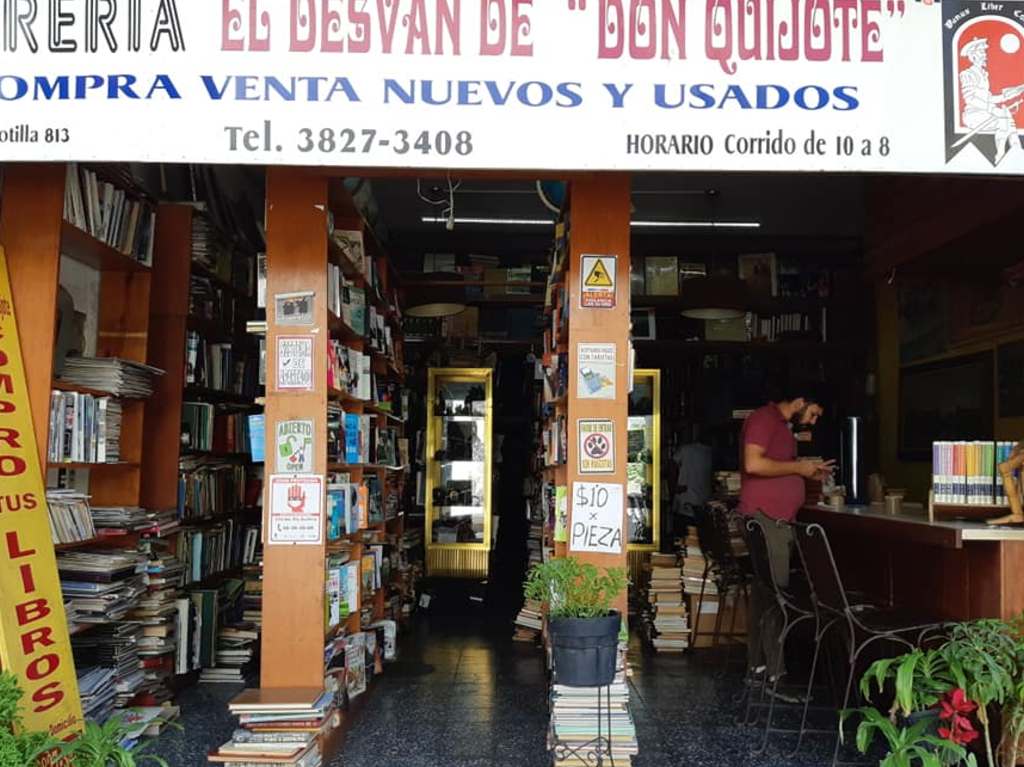 Librería Movil local