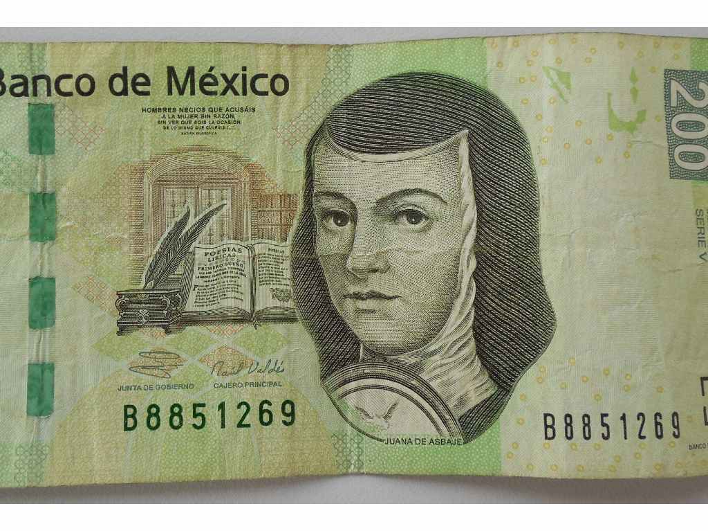 nuevo billete de 100 pesos doscientos