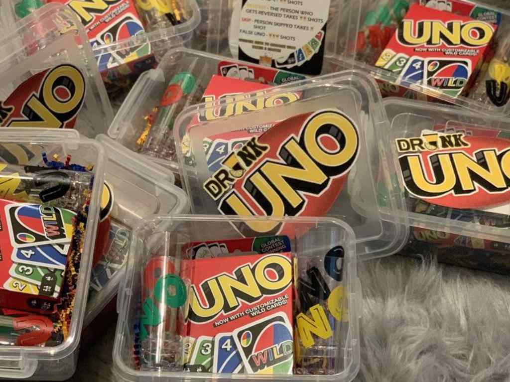 Conoce Drunk Uno, la versión drinking game del famoso juego de mesa 0