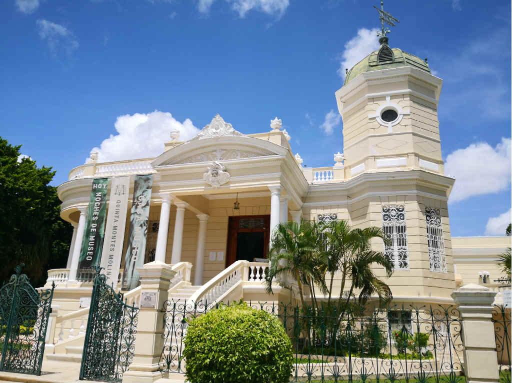 Viaja a Yucatán Paseo Montejo