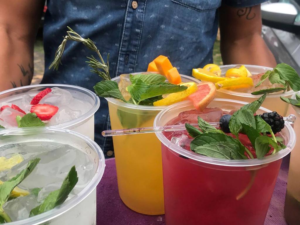 Cocteles de litro en La Mojitería: Mojitos, ginebras, mezcal y más