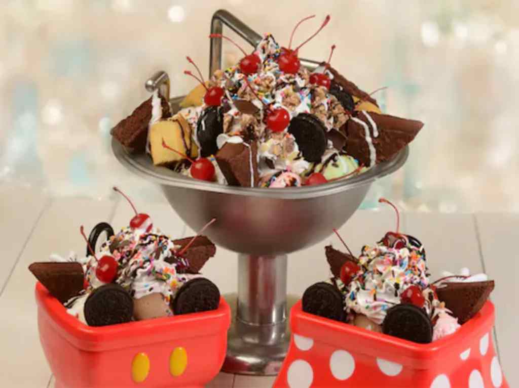 Aprende a preparar el sundae gigante de Disney World en casa 2