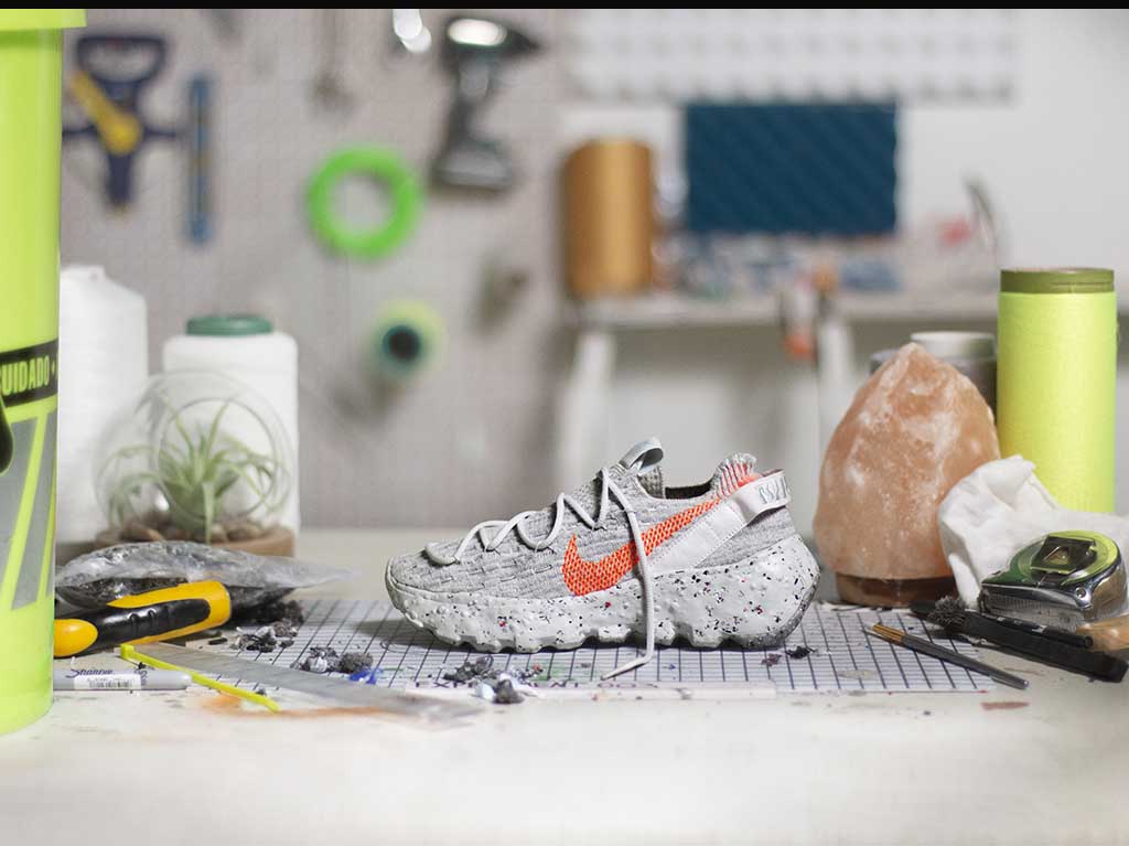 Nike Space Hippie: sneakers creados con productos reciclados 1