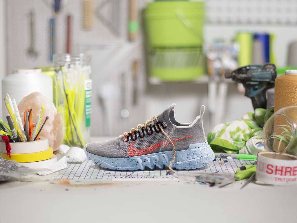 Nike Space Hippie: sneakers creados con productos reciclados 4