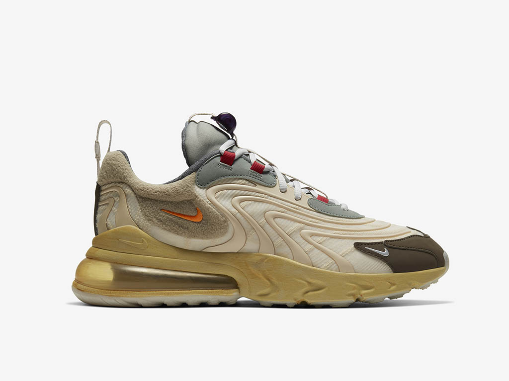 tenis travis scott precio