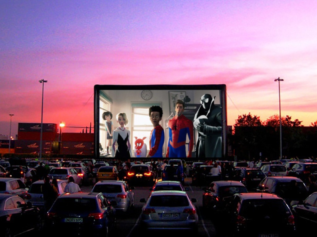 autocinema-retrovisor