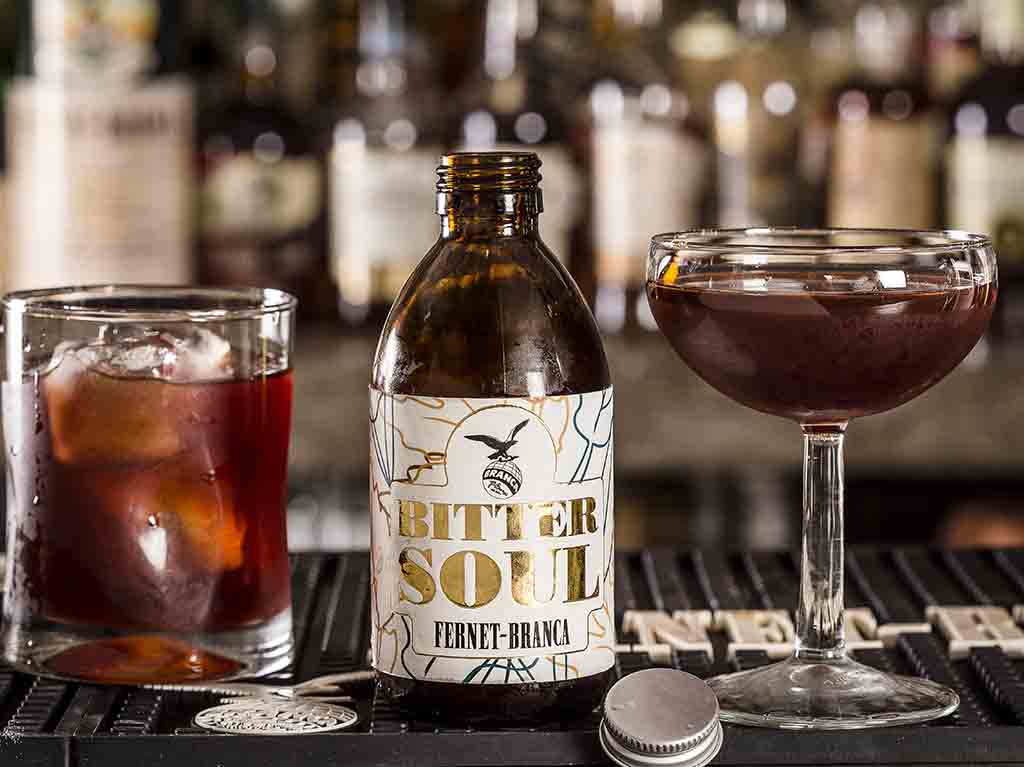 Bitter Soul: coctel a domicilio para ayudar a bartenders