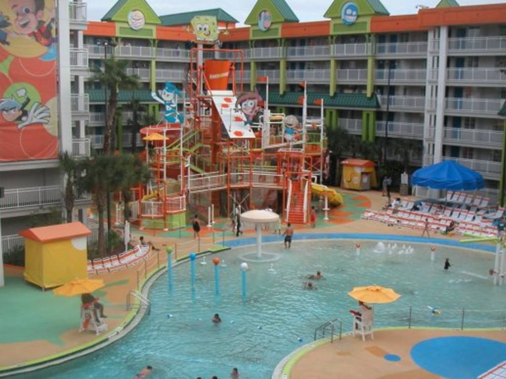Hotel Nickelodeon en la Riviera Maya alberca