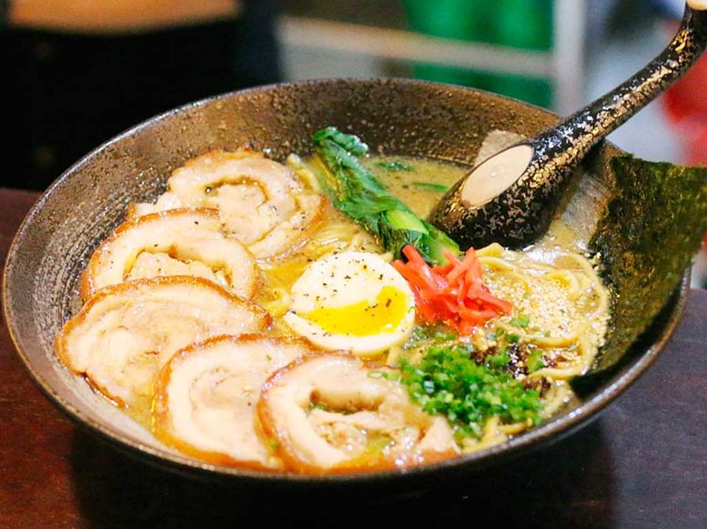 stay-home-ramen-carne