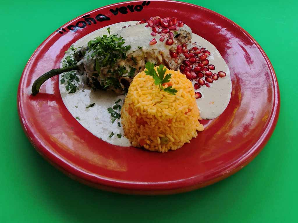 dona-vero-chile-en-nogada