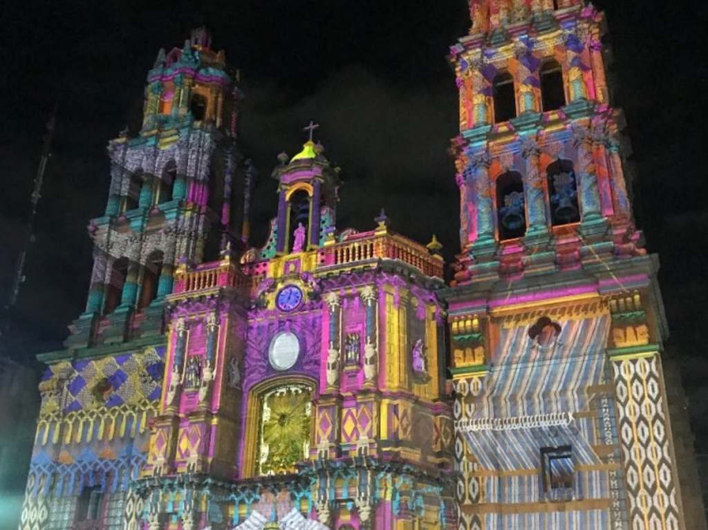 Fiesta de Luz en San Luis Potosi catedral