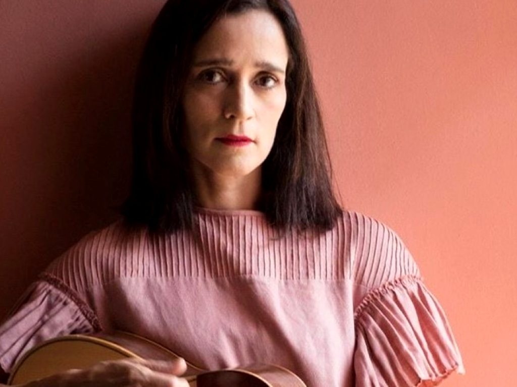 Julieta Venegas dará concierto íntimo en línea