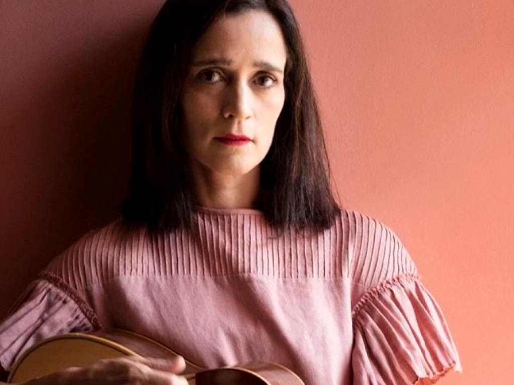 Julieta Venegas dará concierto “Íntimo” en línea