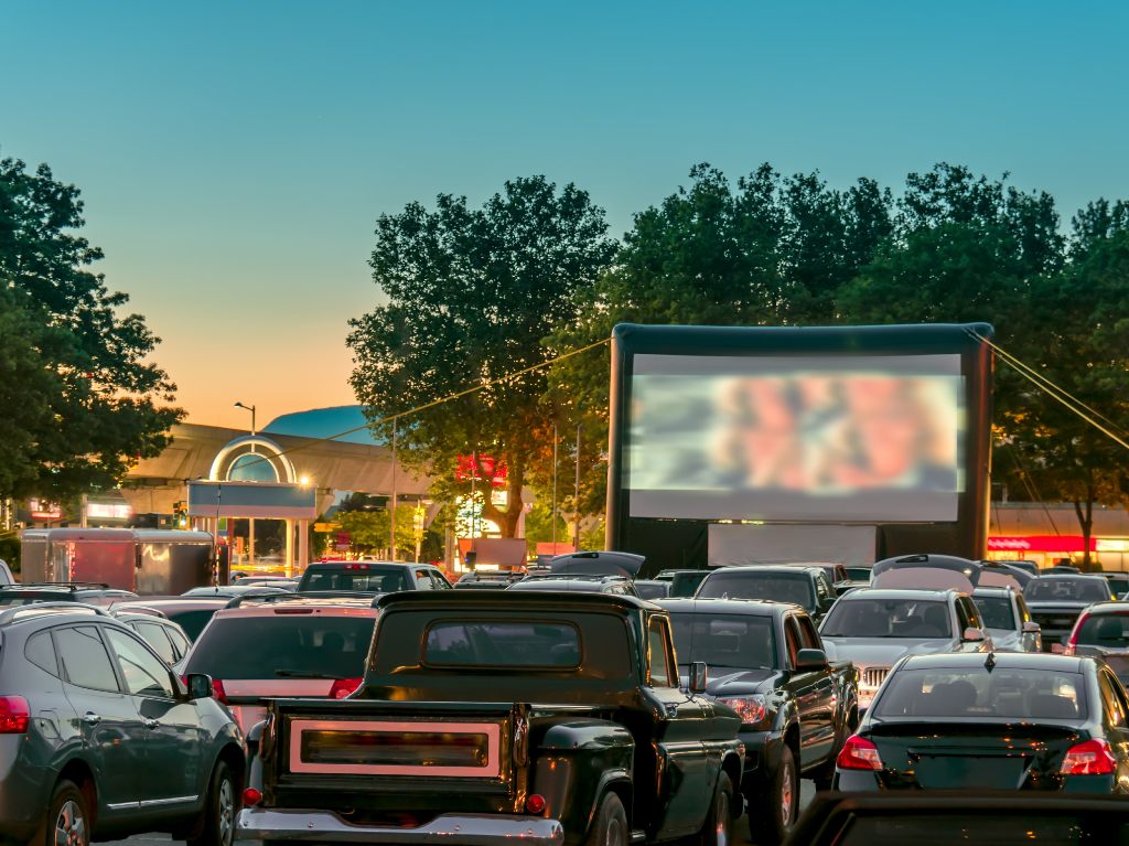 Nuevo autocinema Deportivo 18 de Marzo