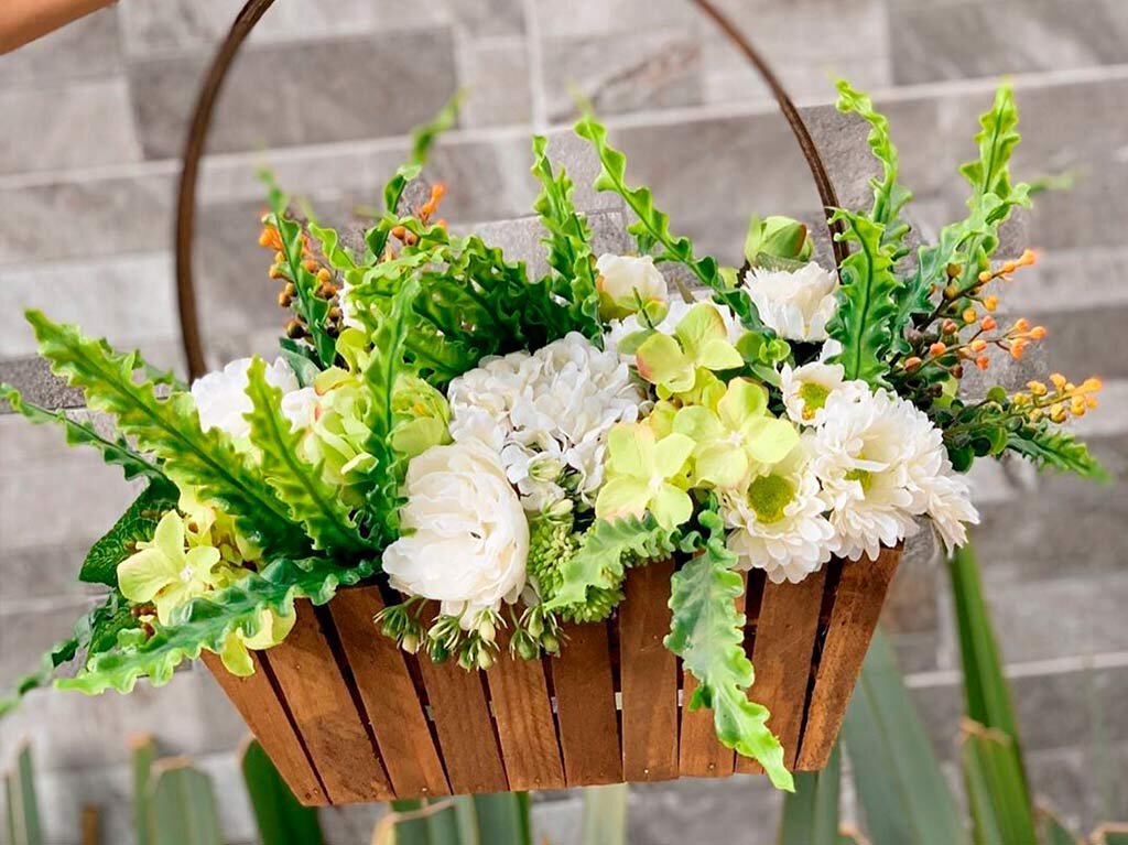 4 manera de usar flores artificiales para decorar tu casa