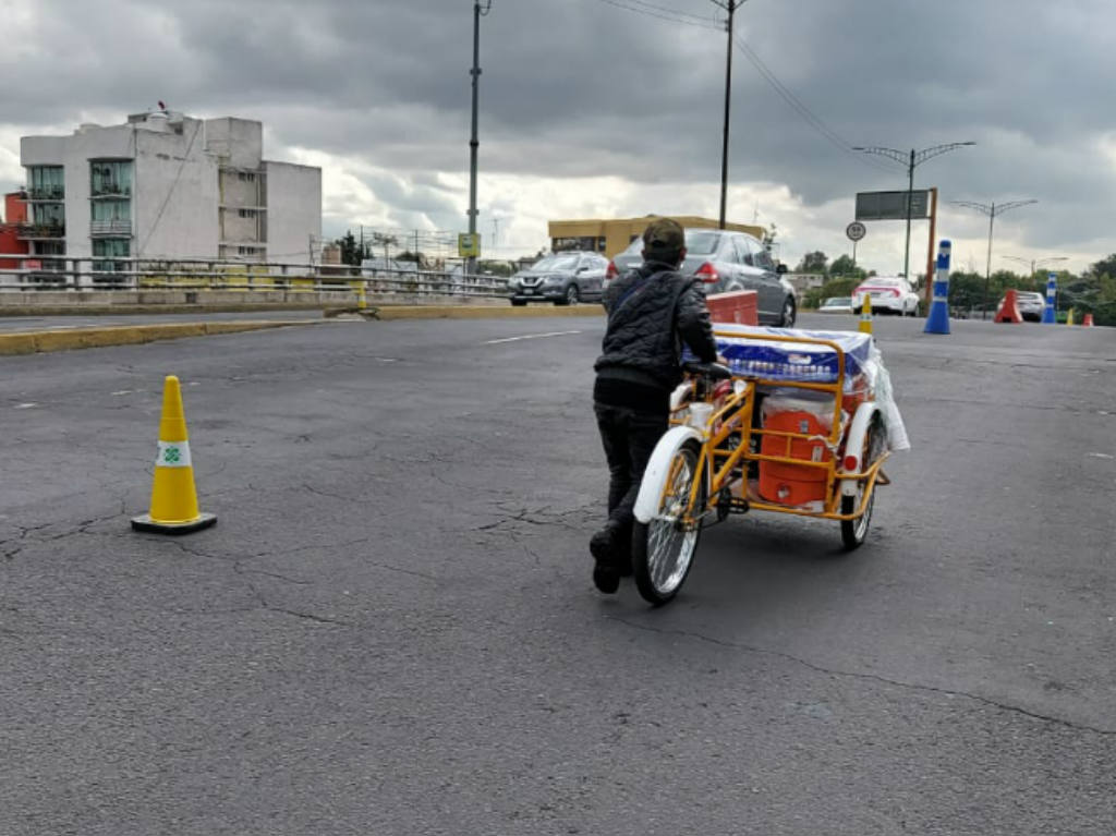 Tricicleteada contra la contra criminalizacion del trabajo en vía pública