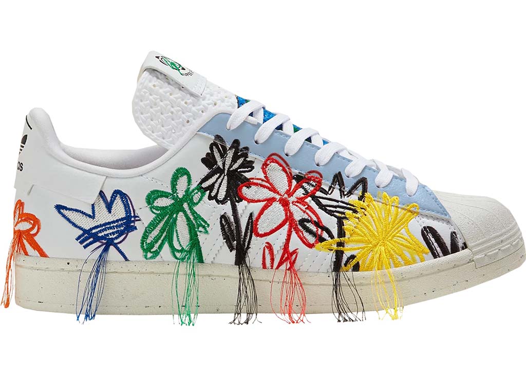 Adidas y Wotherspoon: sneakers florales y veganos 2