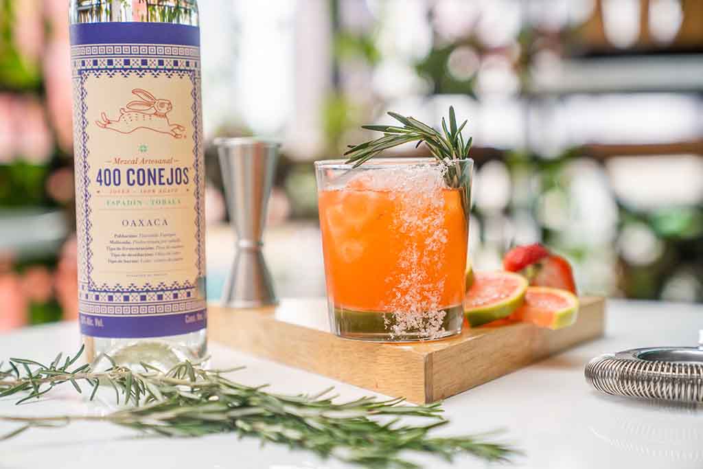 Guía de maridaje de mezcal con frutas 3