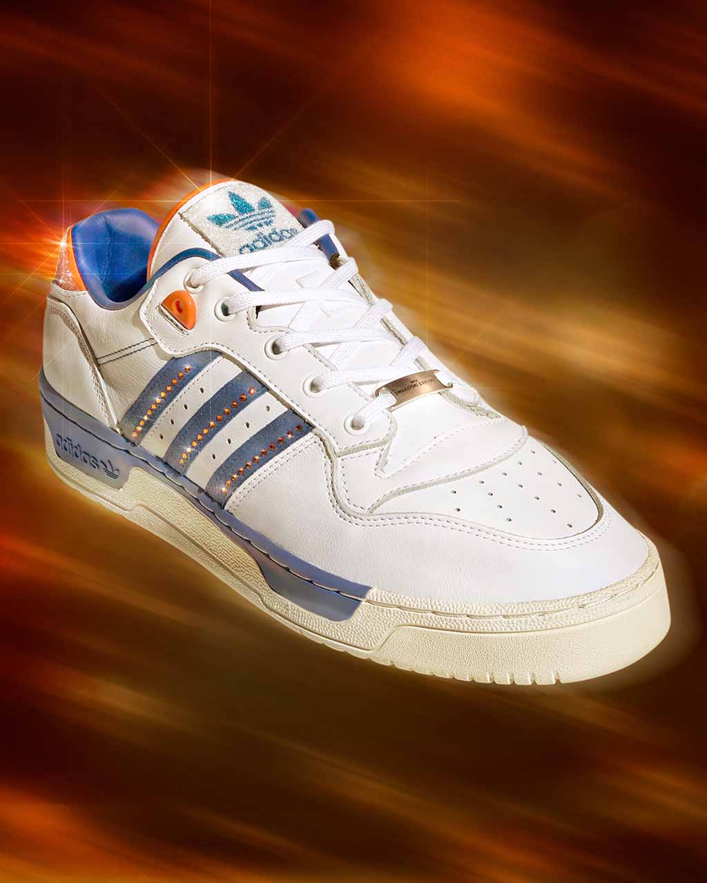 Adidas y Swarowski: tenis con cristales y joyas 0