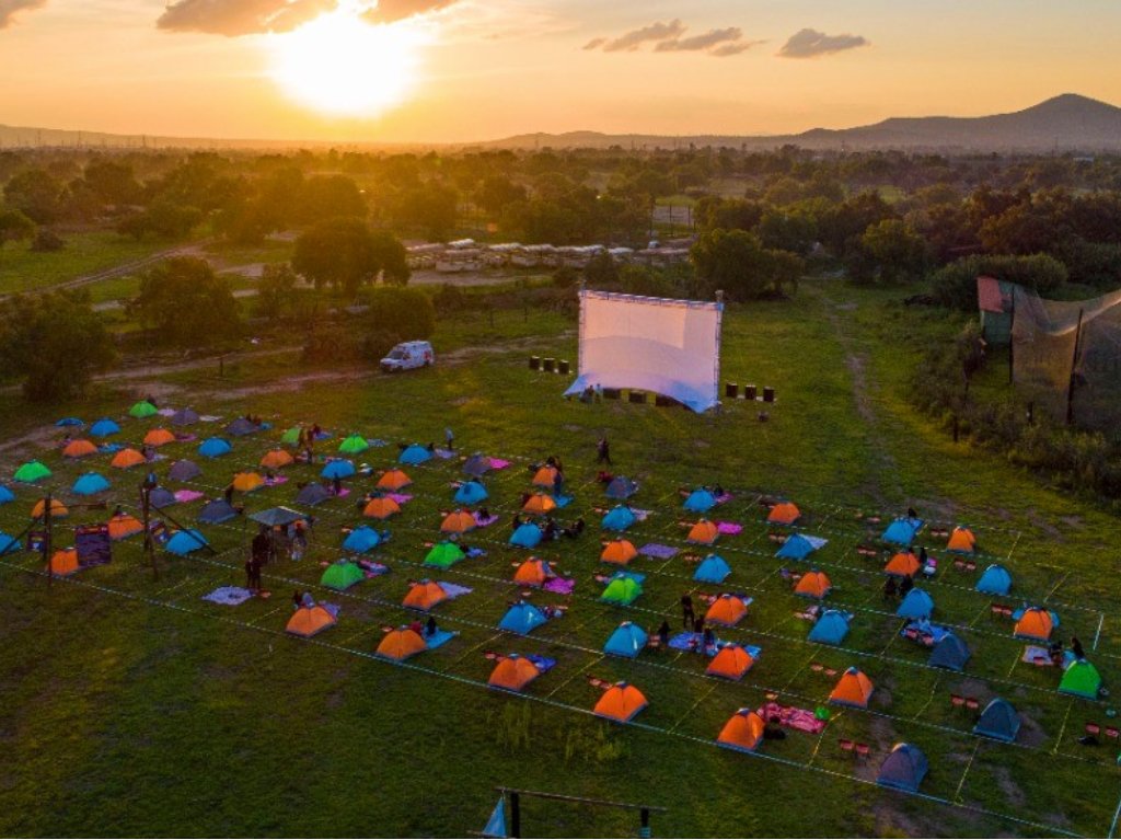 Cine camping y pícnic en Teotihuacán + safari en Reino Animal