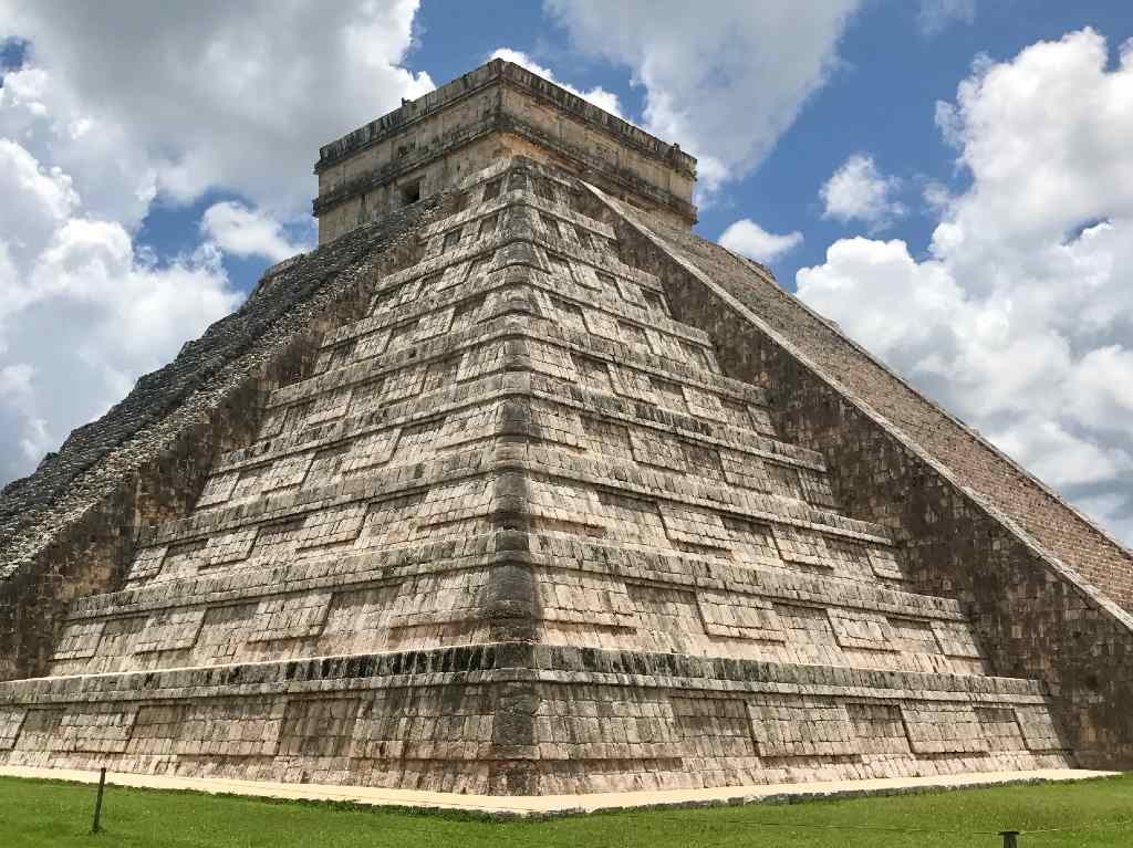 Maya proyecto zona arqueológica