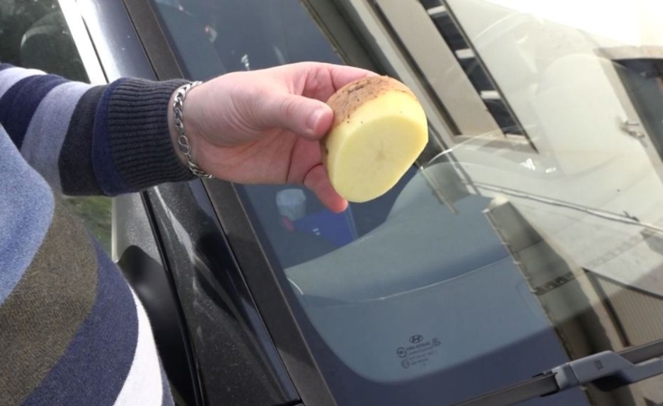 5 efectivos trucos para desempañar vidrios del auto y evitar accidentes